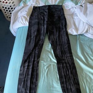 Lul align camo black